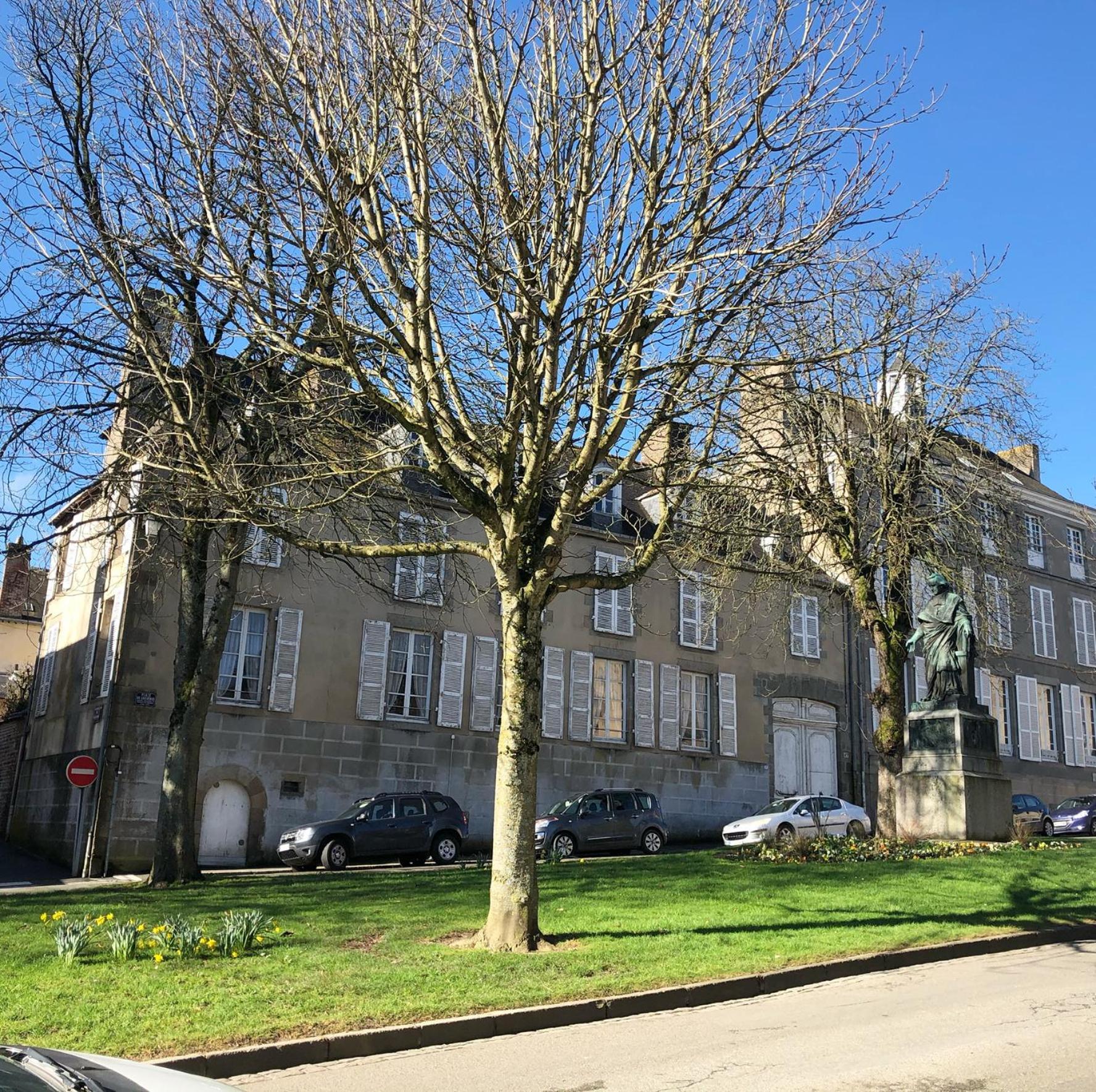 L'Hotel De Herce Chambre D'Hote Mayenne Εξωτερικό φωτογραφία