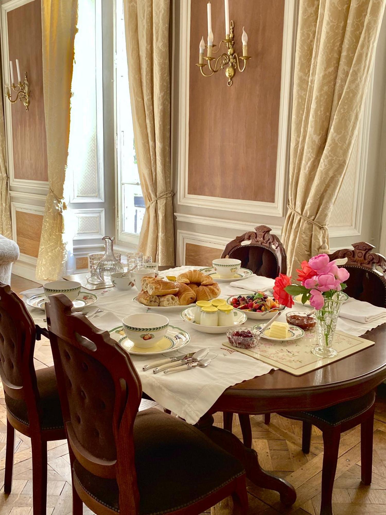 L'Hotel De Herce Chambre D'Hote Mayenne Εξωτερικό φωτογραφία