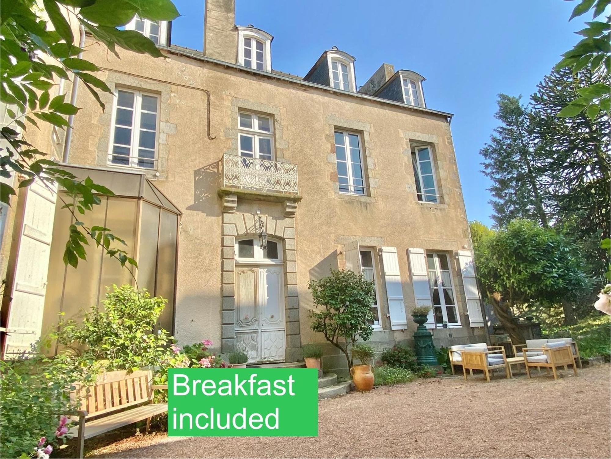 L'Hotel De Herce Chambre D'Hote Mayenne Εξωτερικό φωτογραφία
